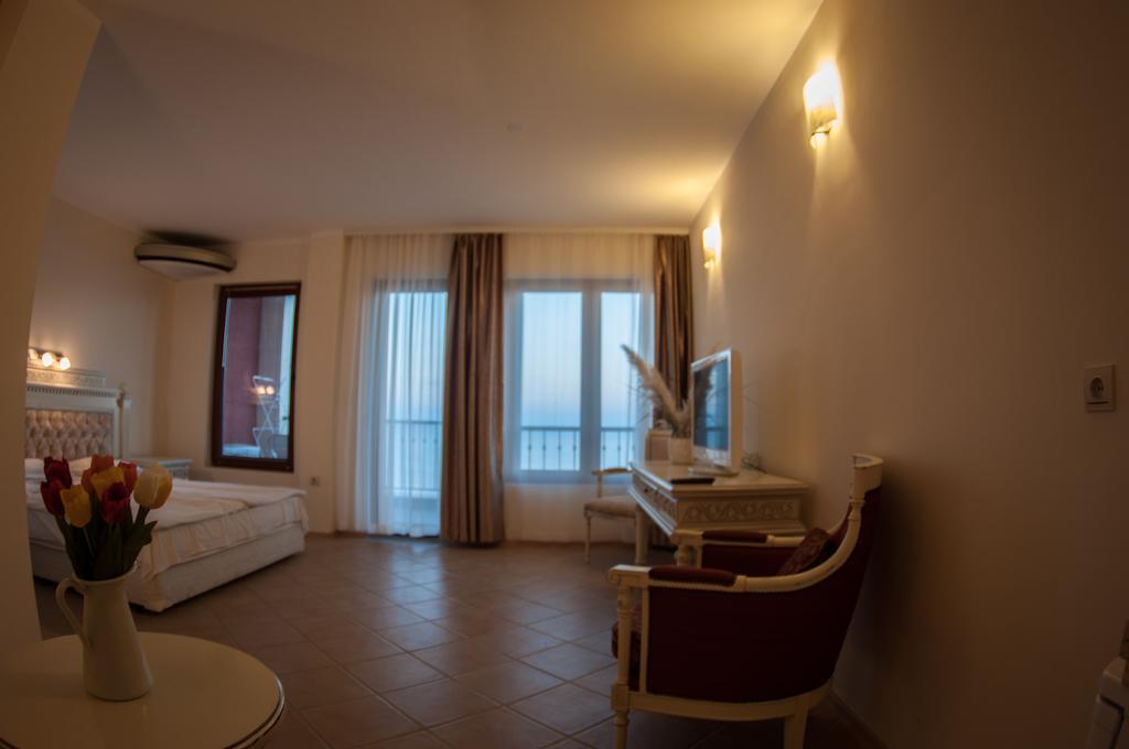 צרבו Rocamar Beach Resort חדר תמונה