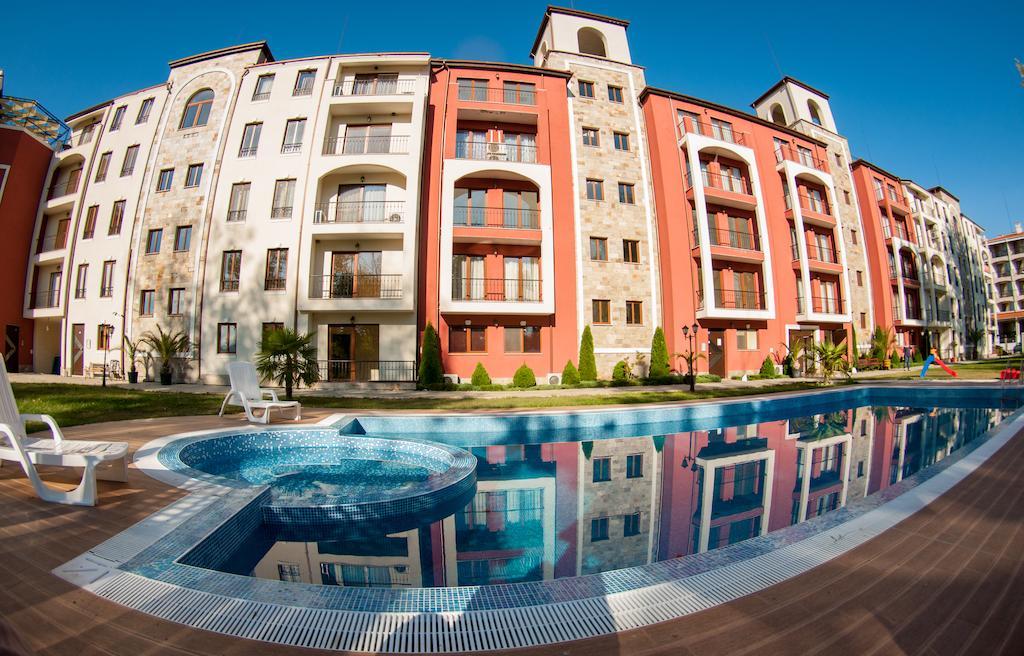 צרבו Rocamar Beach Resort מראה חיצוני תמונה